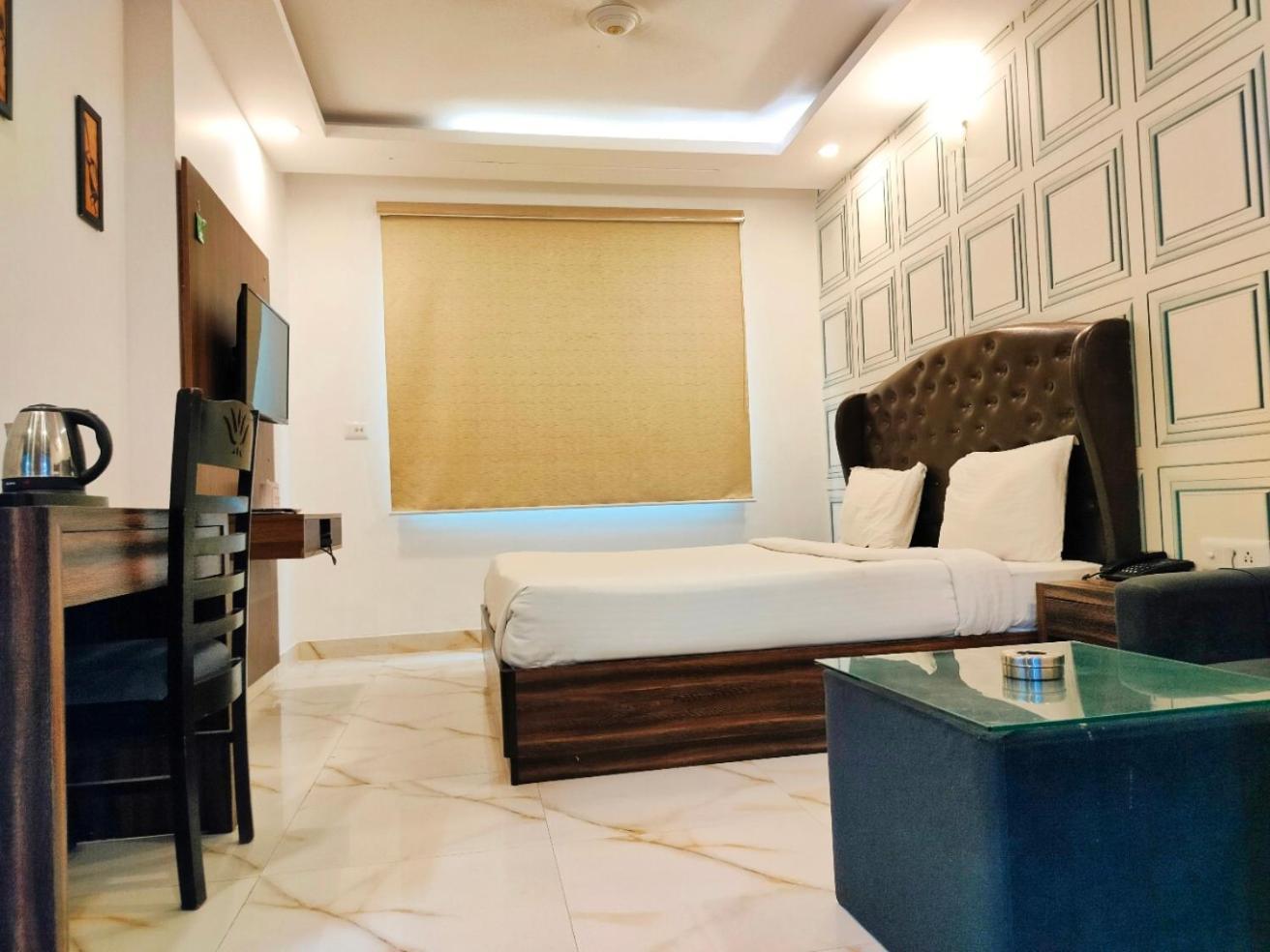 Couette-café Mayda Residency By Mayda Hospitality Pvt. Ltd. New Delhi